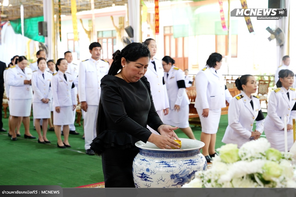 สรงน้ำ17 copy