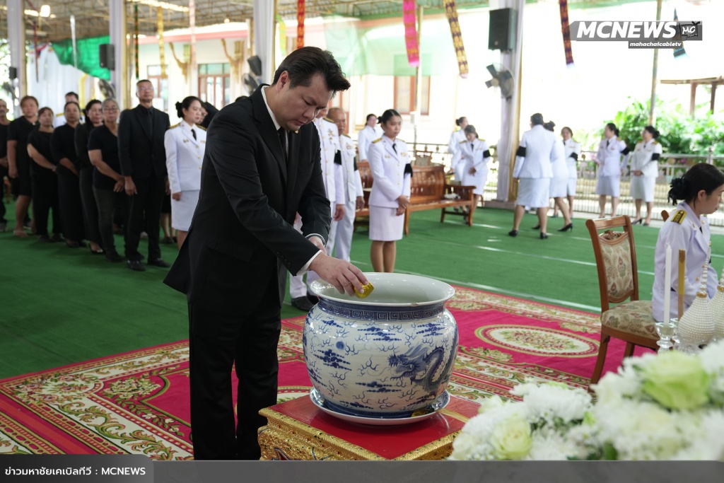 สรงน้ำ21 copy