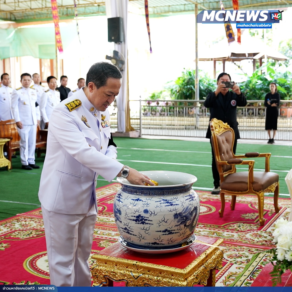 สรงน้ำ3 copy