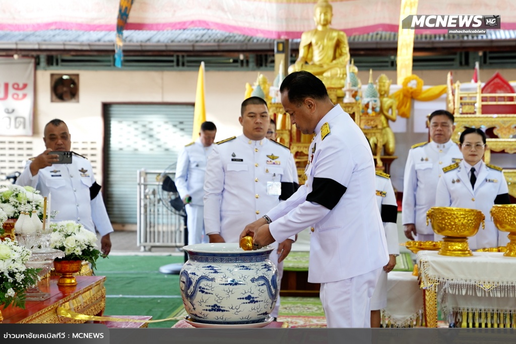 สรงน้ำ7 copy