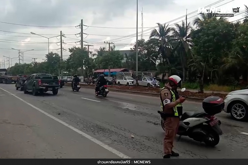 รถบรรทุกข้ามเกาะกลางชนกระบะ 5