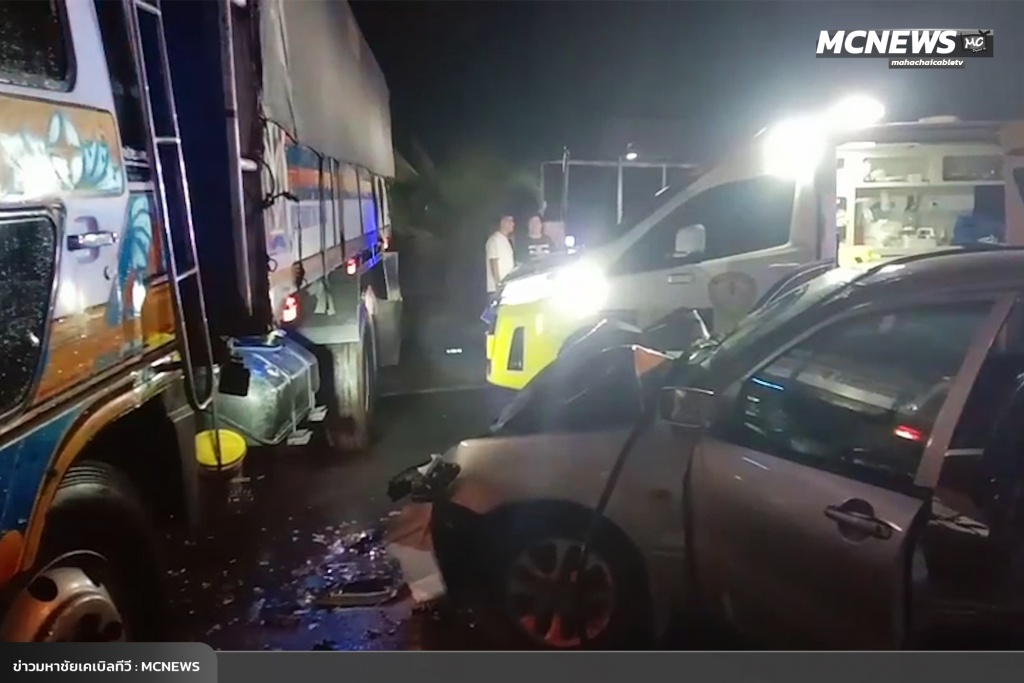 เก๋งชนบรรทุก5